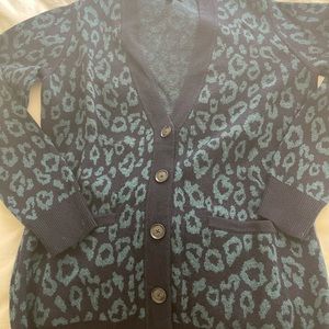 Banana republic blue leopard sweater